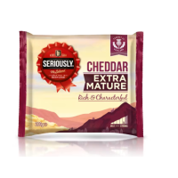 Выдержанный сыр Чеддер Seriously Extra mature cheddar 200 г